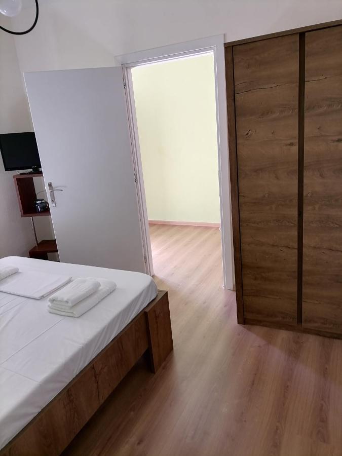 شقة D House يميناريا المظهر الخارجي الصورة